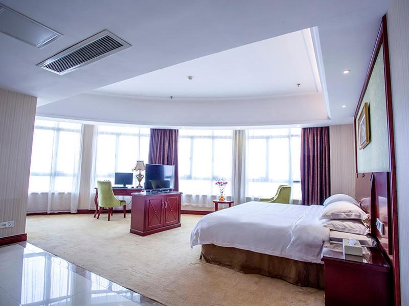 Vienna Hotel - Jinzhou Branch Гуанджоу Екстериор снимка