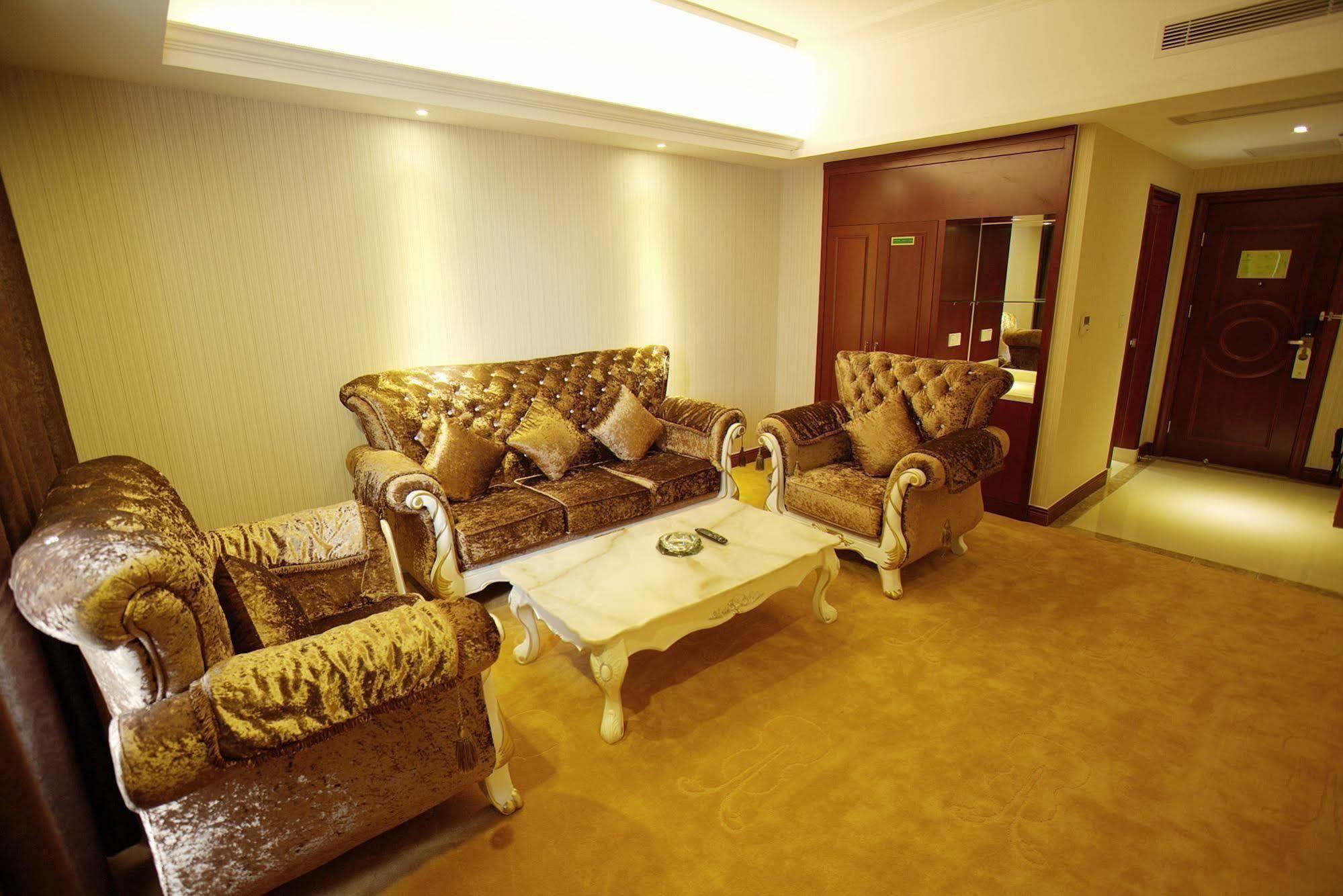 Vienna Hotel - Jinzhou Branch Гуанджоу Екстериор снимка
