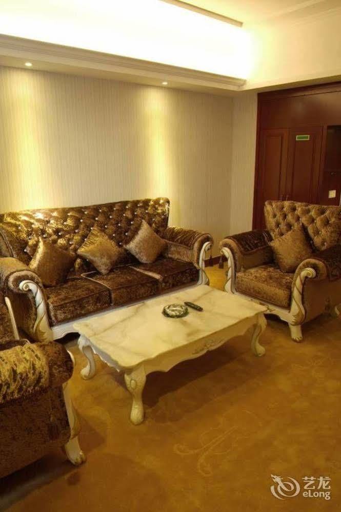Vienna Hotel - Jinzhou Branch Гуанджоу Екстериор снимка