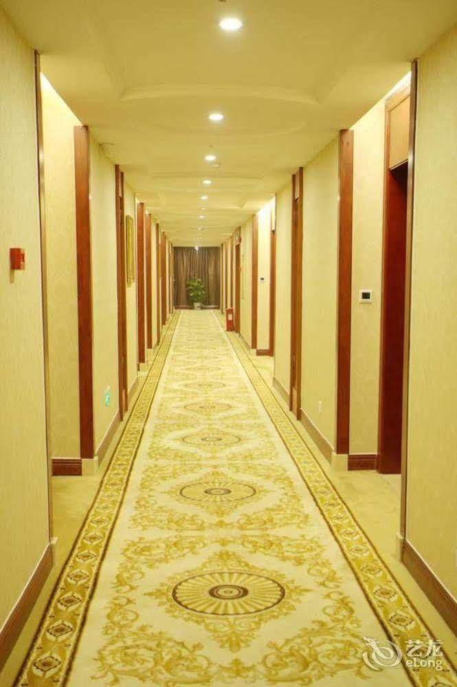 Vienna Hotel - Jinzhou Branch Гуанджоу Екстериор снимка